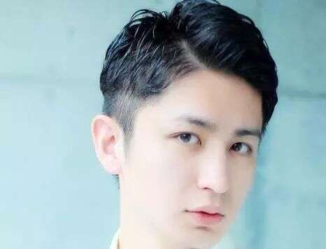 男生露额头无刘海发型介绍 掀开刘海让你更帅!