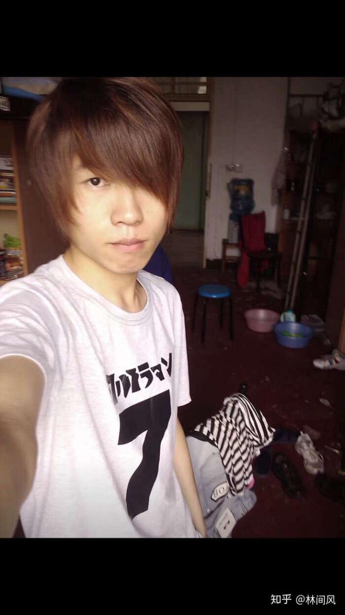 男生该不该烫头发? 烫发会让你更帅吗?