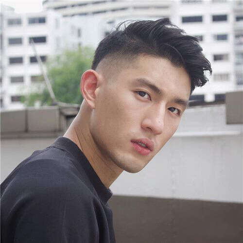 2019男生有哪些流行发型 男生齐眉平刘海依旧火爆