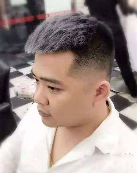 不用打理的男生短发 最方便的男生发型图片