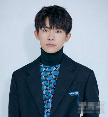 四六分发型的男明星 李易峰 黄子韬 蔡徐坤