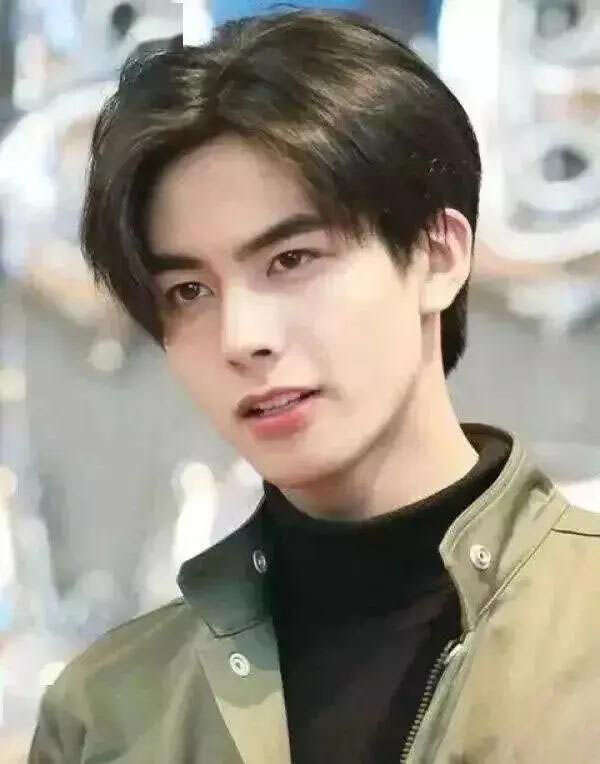 韩系时尚潮男都喜欢什么发型