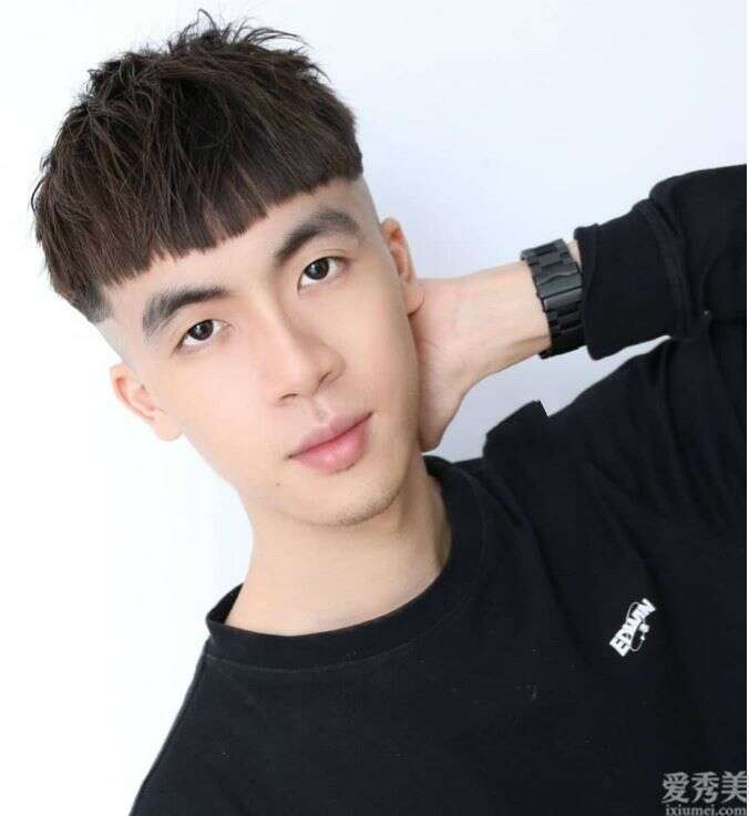 2021男生发型怎么剪 看看发型师怎么说