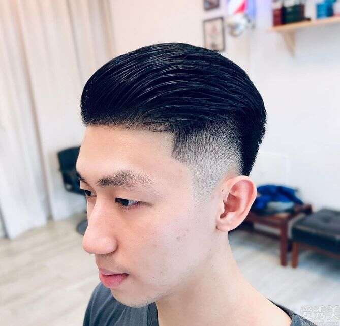 2021男生发型怎么剪 看看发型师怎么说