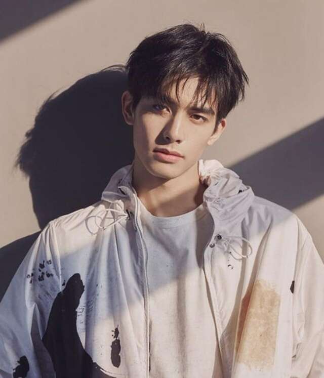 五款时髦流行的男生发型 潮男必备发型