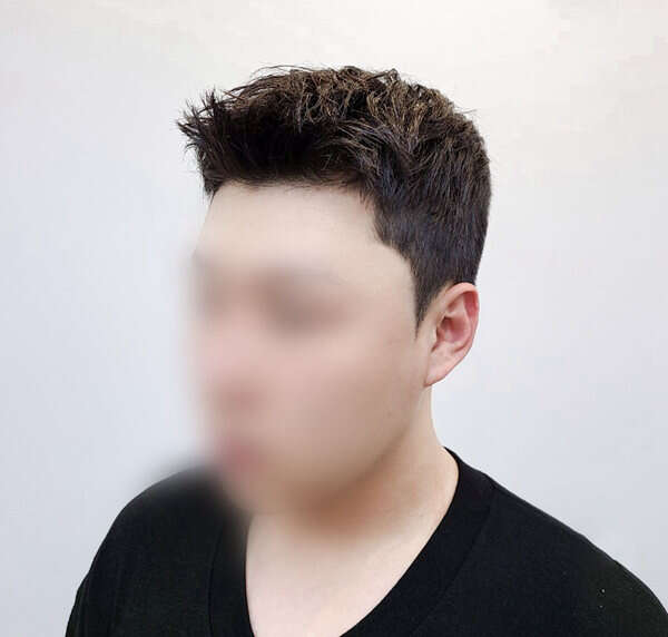 短刘海上扬露额头短发发型 商务男短发图片