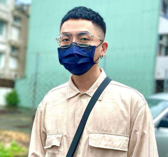 30岁左右男人减什么发型好看显年轻