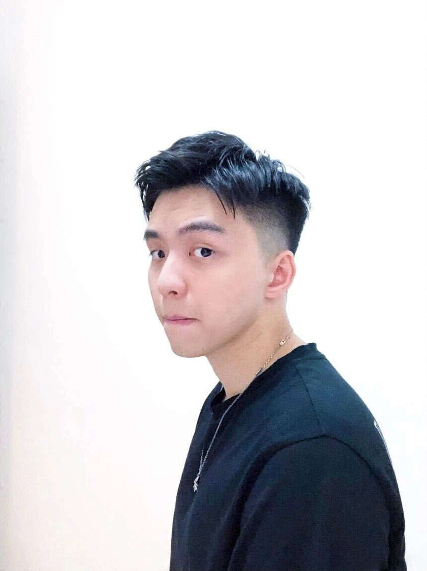 男生夏天造型感强又容易打理的短发造型