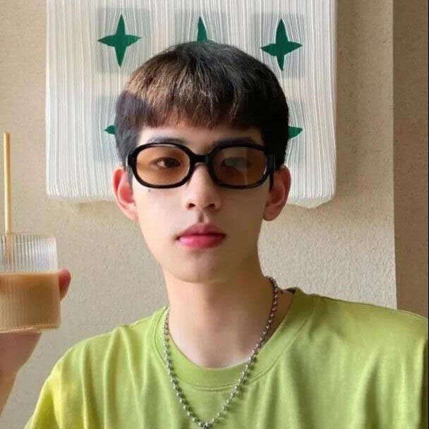 深受年轻小哥哥喜欢的4款男生发型