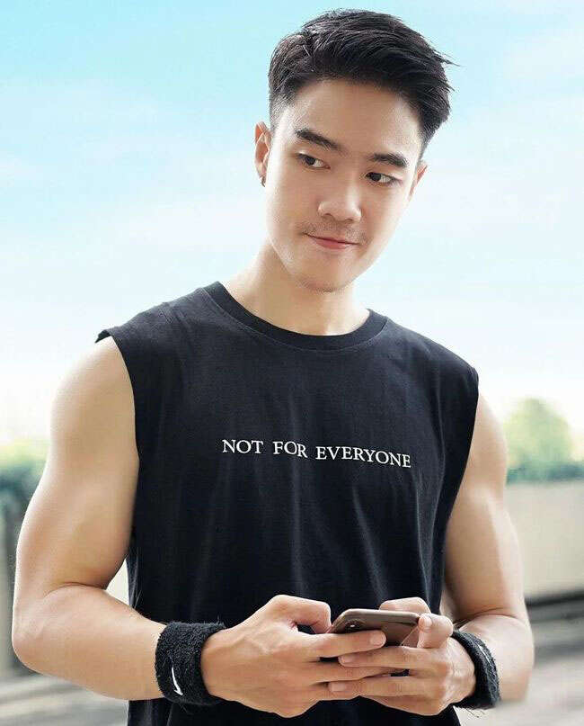 男生两边铲短发就这3款最好看!