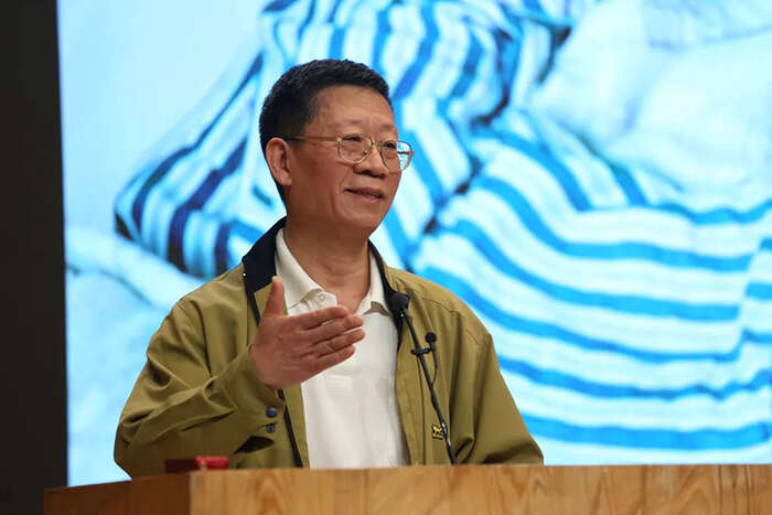 晤如画人生,味百岁艺格:戴泽先生百岁艺术展举行