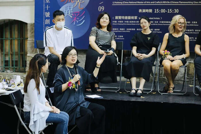 “琉光异彩:国际玻璃艺术邀请展”在澳门开幕