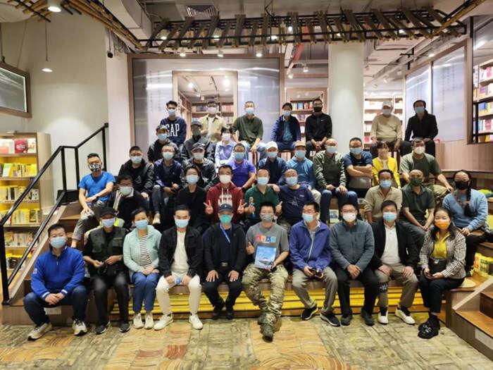 “天空有多遥远——中国航空航天摄影作品展”开幕