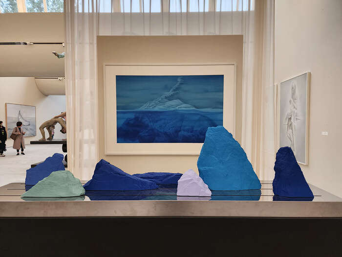 “颂艺术中心”开馆展:22位中国当代知名艺术家讲述时代共振