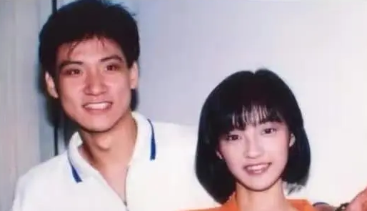 陈慧娴与梅艳芳争霸失败,含泪退出歌坛,背后真相远比你想的恶劣