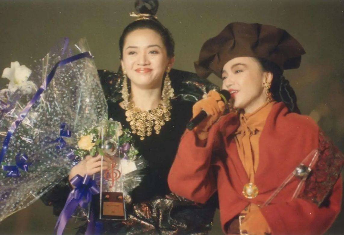 陈慧娴与梅艳芳争霸失败,含泪退出歌坛,背后真相远比你想的恶劣
