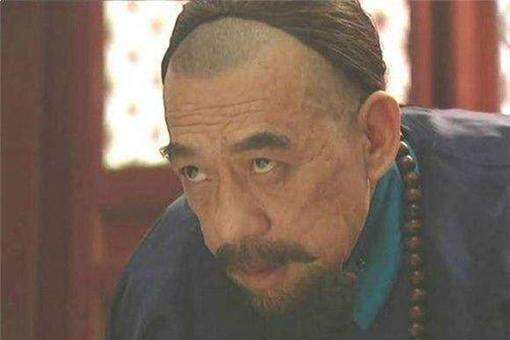 隆科多是什么人?为何康熙死前点名要隆科多陪葬?
