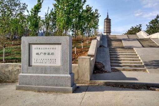 为什么要把姚广孝称为是“黑衣宰相”?