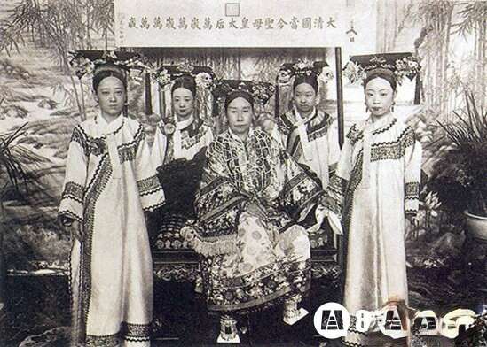 慈禧太后究竟养了多少男宠,慈禧太后到底养了多少男人?