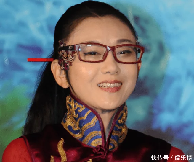 杨丽萍豪宅被查封,网友直呼大快人心,鲁豫为何成了大功臣?