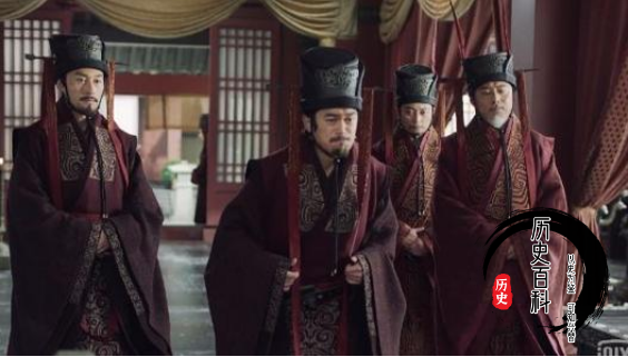一代战神李牧传奇:李牧天生残疾,右臂伸不直是真的吗?如何评价李牧之死