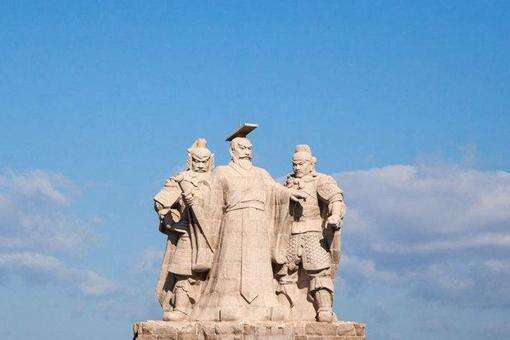 汉武帝即位初期并无实权,此后通过一封诏书改变格局