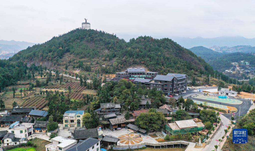 计划打造20多栋非遗工坊 非遗传承人和他的”银匠村”