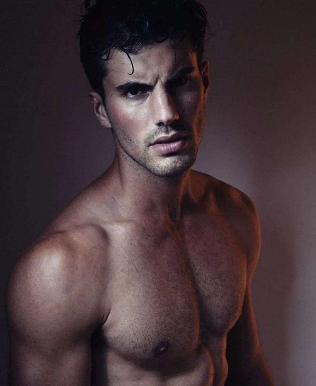 男神界的萌咖拳击手IMG Models签约男模Douglas Joseph 生活照多图