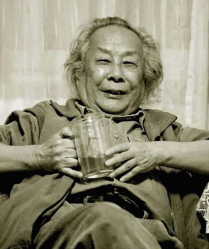 壬寅岁末,艺坛群星黯然殒逝,让我们用缅怀抵抗悲伤