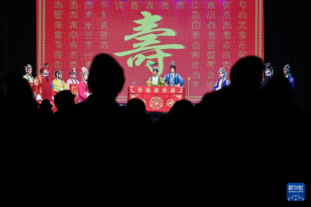 乐享晋剧文化“大餐”