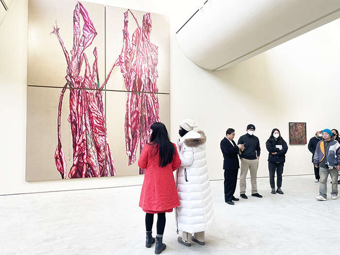 画笔下的生命日记:蔡锦个展“女人花”亮相“頌”艺术中心
