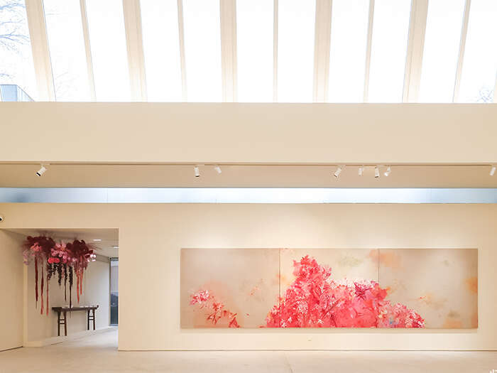 画笔下的生命日记:蔡锦个展“女人花”亮相“頌”艺术中心