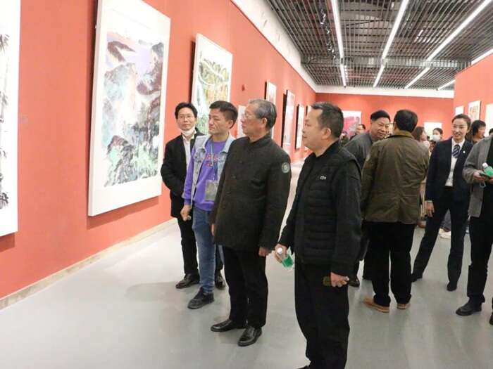 广东画院“根植南粤”开幕,87件佳作讲好广东故事