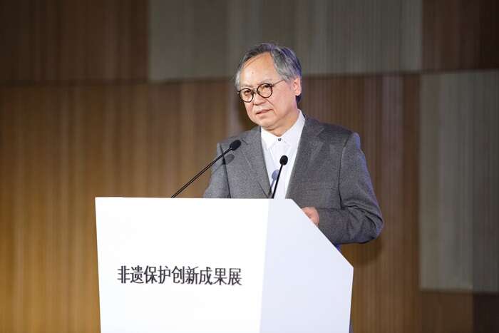 “文化、艺术与科学的融合创新发展论坛”暨“非遗保护创新成果展”在中国科技馆启幕