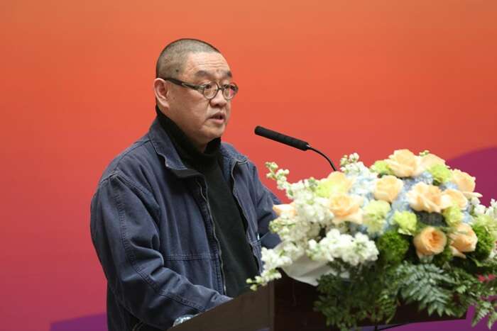 “艺术铸魂·方舟济世——赵萌艺术作品回顾展”暨学术研讨会启幕