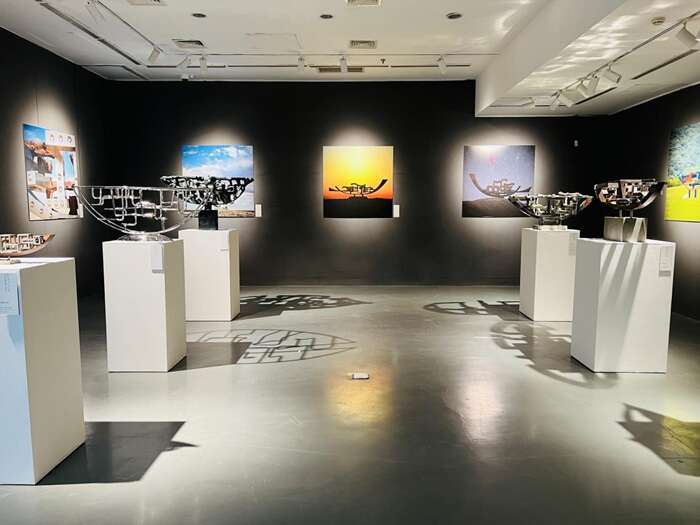 “艺术铸魂·方舟济世——赵萌艺术作品回顾展”暨学术研讨会启幕