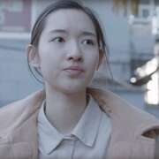 大象席地而坐