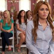 女生部里的秘密 So Undercover