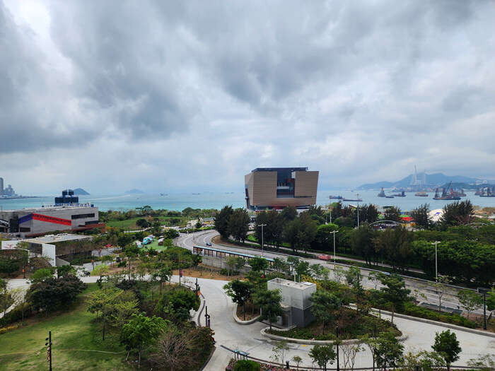 不仅是久别重逢,更是全新出发——2023香港巴塞尔艺术展