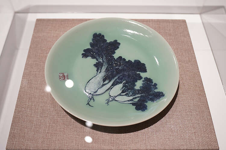 时隔70年再现:百余民间美术工艺品齐聚清华