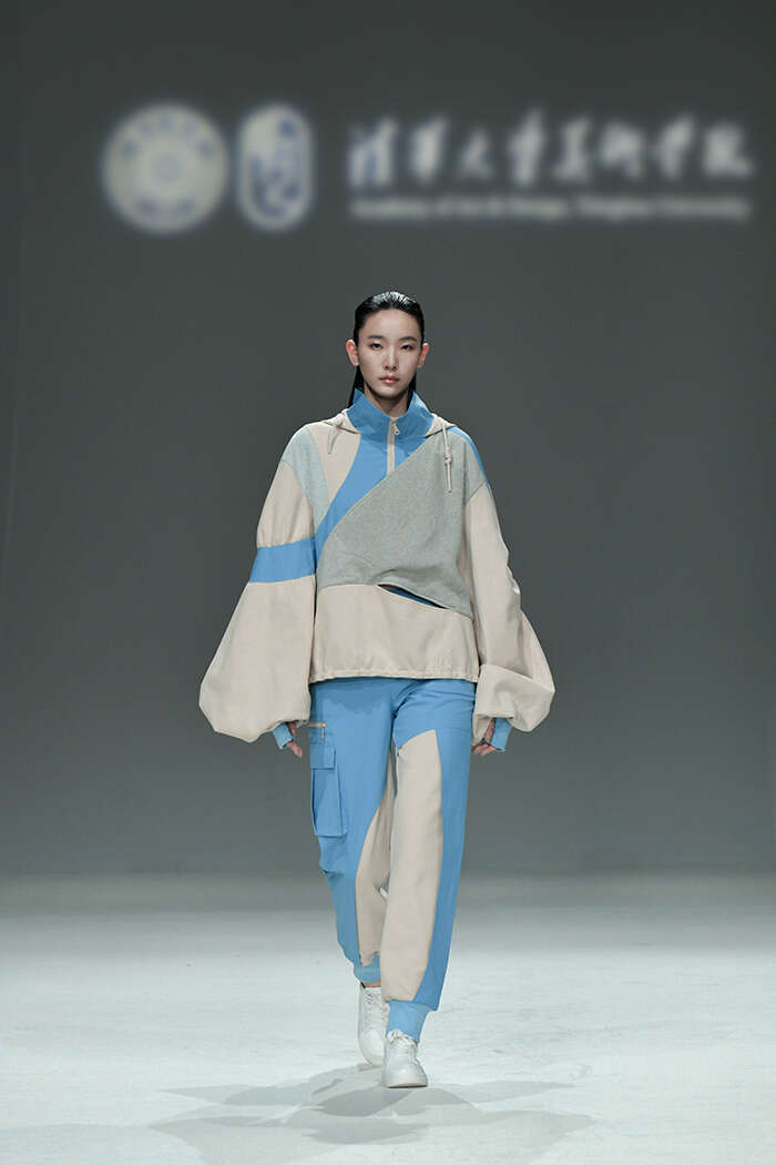 清华美院2023届服装与服饰设计专业毕业设计作品发布会举办