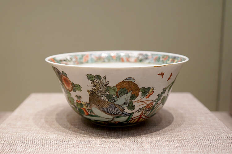 时隔70年再现:百余民间美术工艺品齐聚清华