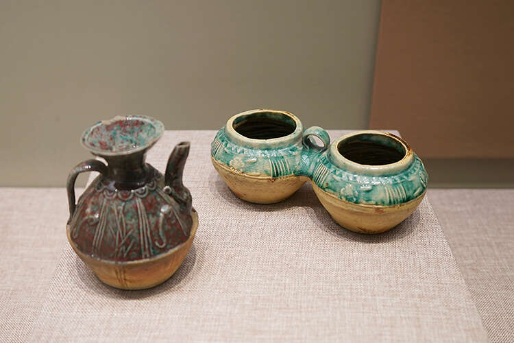 时隔70年再现:百余民间美术工艺品齐聚清华