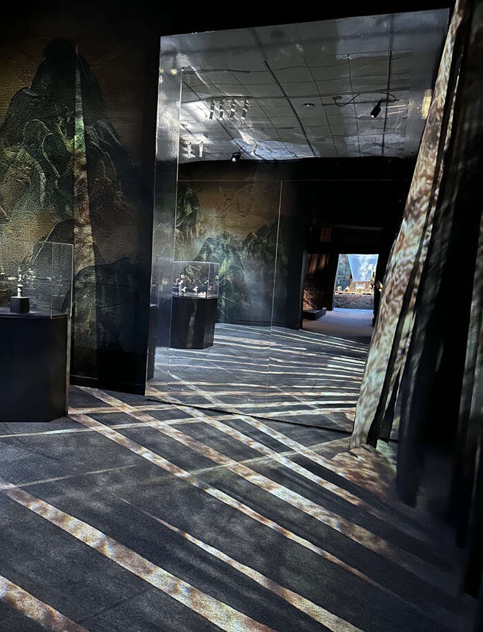 聚焦《永恒的祭献:中国古代青铜礼器》大展(11):镜子的妙用