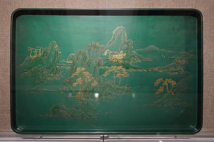 时隔70年再现:百余民间美术工艺品齐聚清华