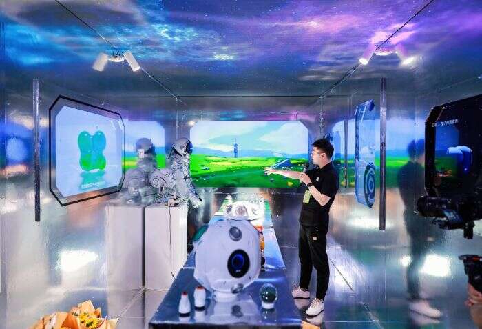 2023中国美术学院毕业季:3000余件作品共同绽放“大脑花园”