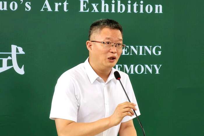 风格是投在地上的影子,我只管走路——八旬闫振铎的“无界”生涯