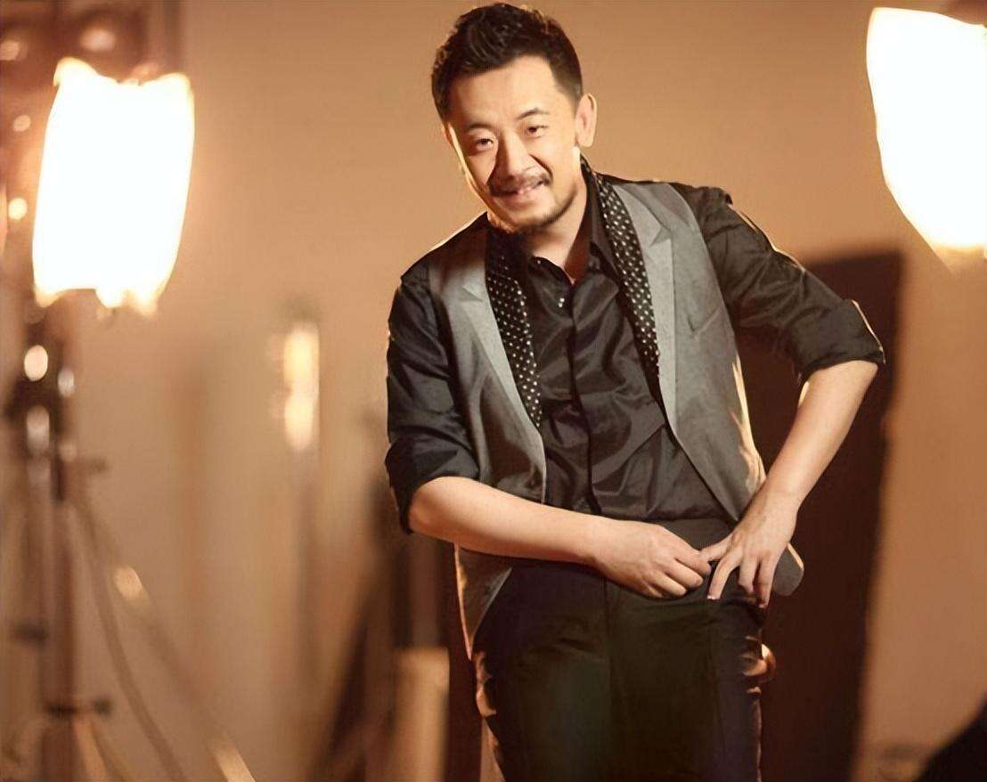 曲栅栅:嫁给落魄黄海波,凭《狂飙》走红,赚钱养夫8年苦尽甘来