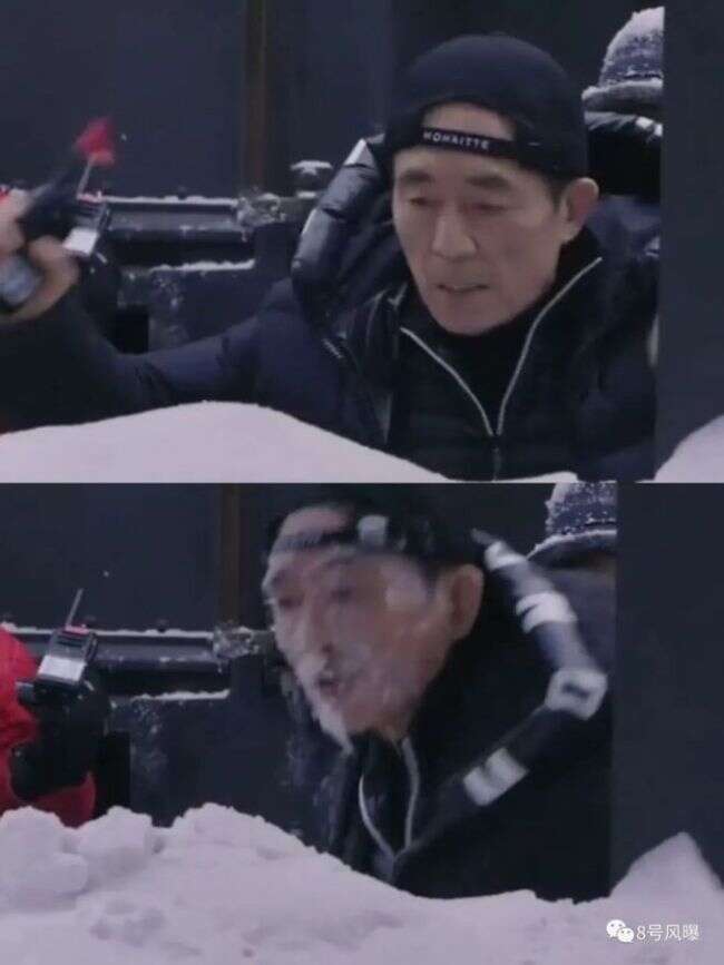 表情装天真 发言迷惑 这位谋女郎翻身了吗?