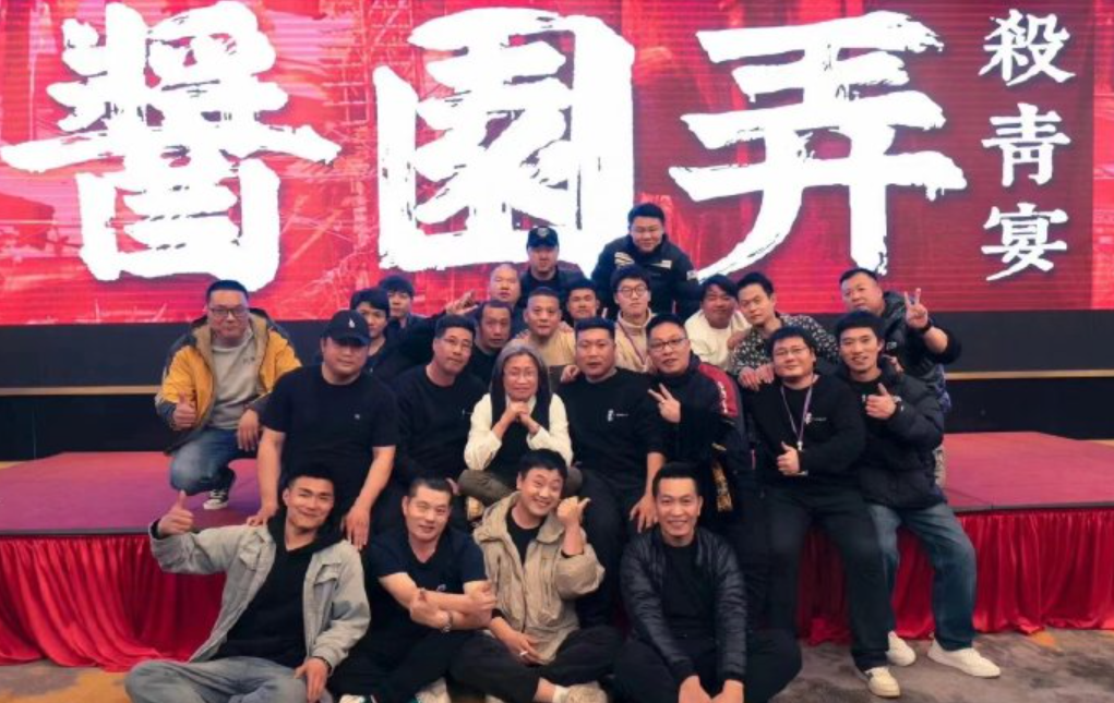 与汪峰离婚不到一年,章子怡的新电影出片,引发争议不断